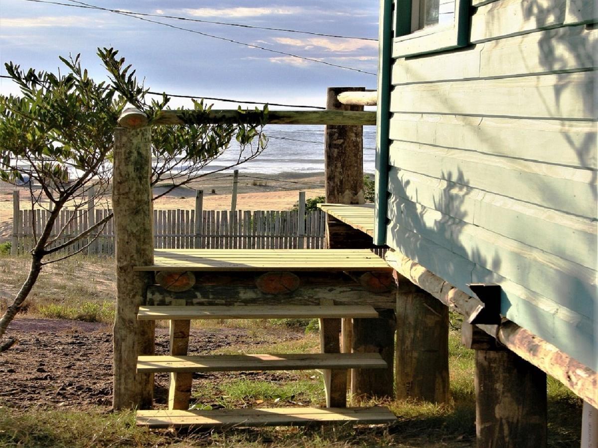 Cabana Praia Punta Del Diablo Exterior photo